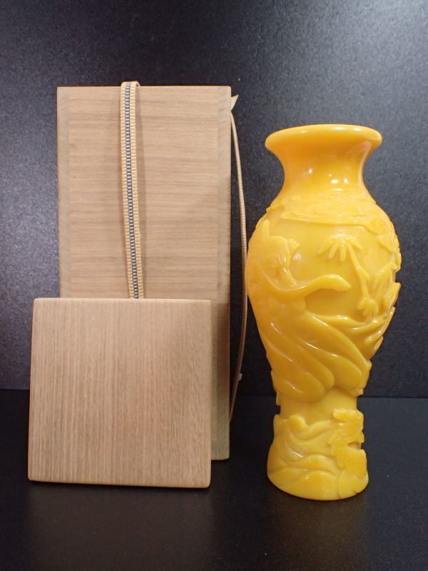 中国古玩 乾隆ガラス 雲龍 裸婦 花瓶 単色 黄色 chinese antique