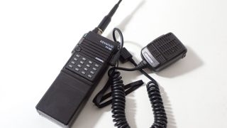 KENWOOD FMハンディトランシーバー TH-55 1200MHz帯 1.2GHz帯 アマチュア無線 ケンウッド レトロ ビンテージ無線機 中古品を買取しました|サイドエコ