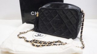 CHANEL シャネル ミニマトラッセ フリンジ チェーンショルダーバッグ 黒 ゴールド金具 箱付 中古品を買取しました|サイドエコ