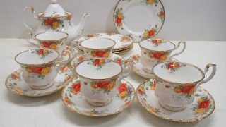 ROYAL ALBERT ロイヤルアルバート Pacific Rose カップ&ソーサー6客 ポット 他 良品を買取しました｜サイドエコ
